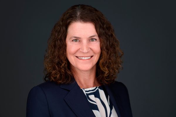 Nicole Kelly, AIF®